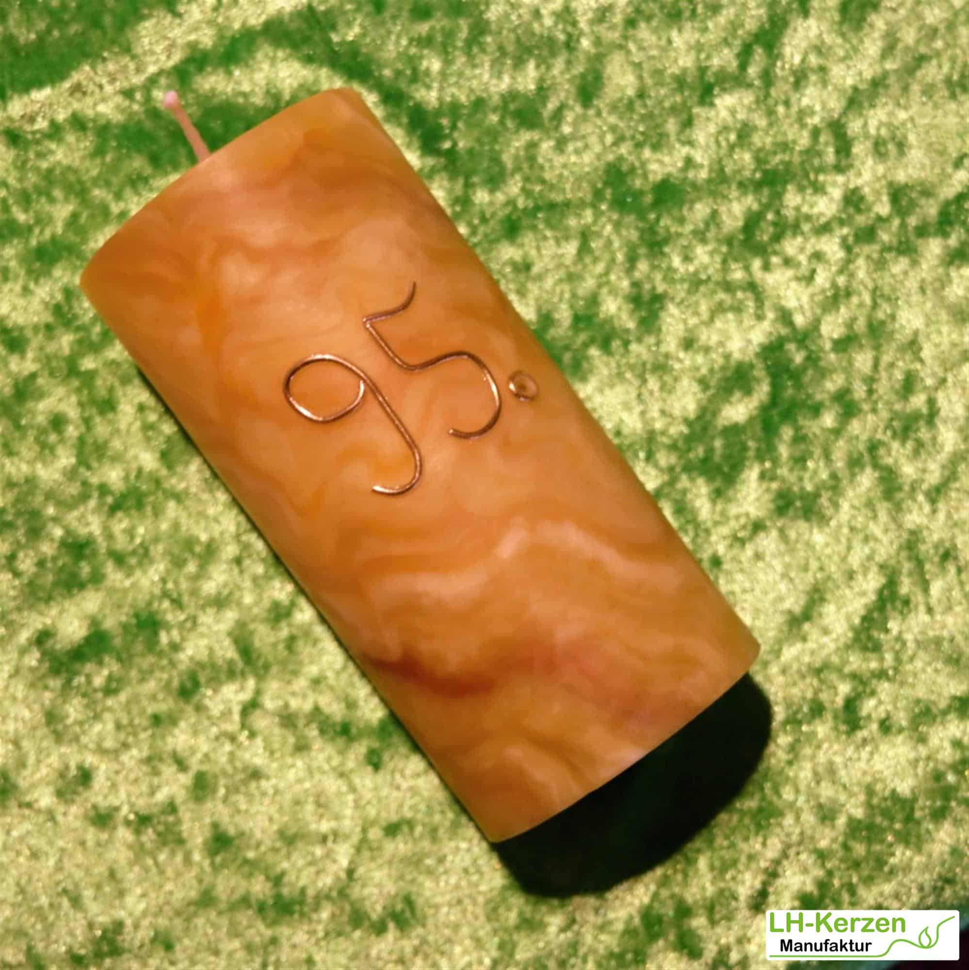 Beschriftete Kerze