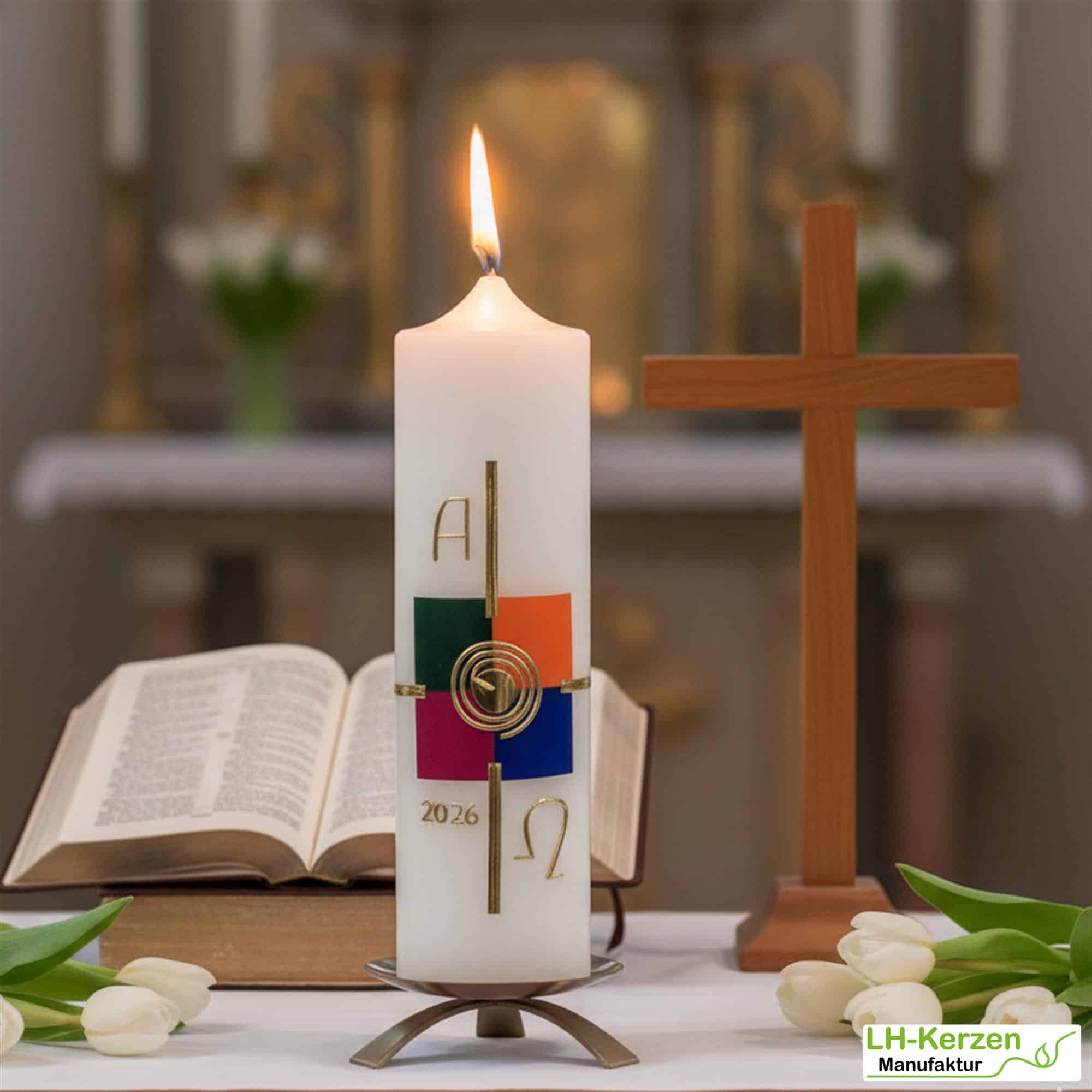 Glanz der Auferstehung – Handverzierte Osterkerze Kirche mit Kreuz, Sonne, 4 Kacheln, Alpha & Omega