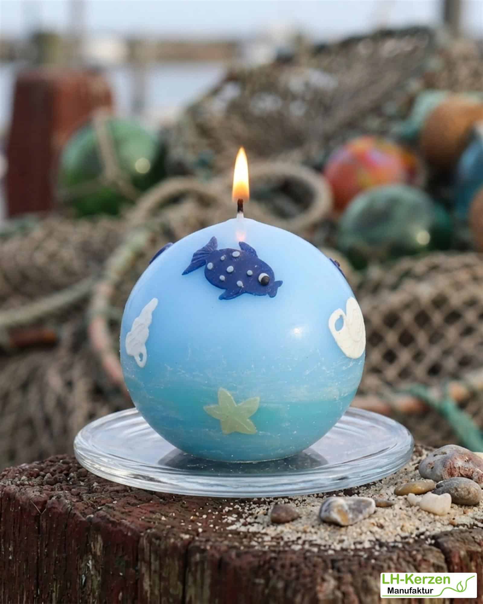 KK008_maritime Kerze Meeresbewohner Kugelkerze mit Fischen und Seesternen