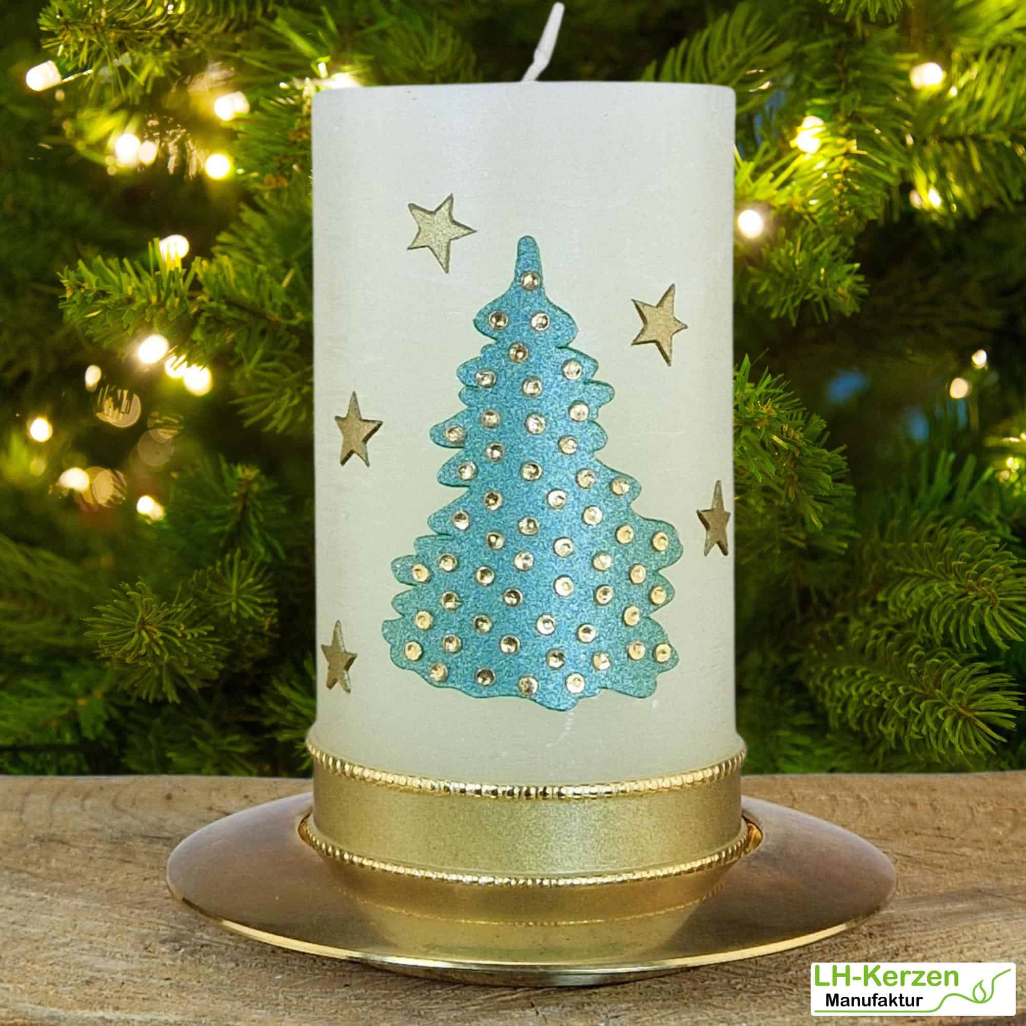 Rustik Weihnachtskerze Tannenzauber in Elfenbein und Grün mit Goldakzenten, Tannenbaum und Sternen