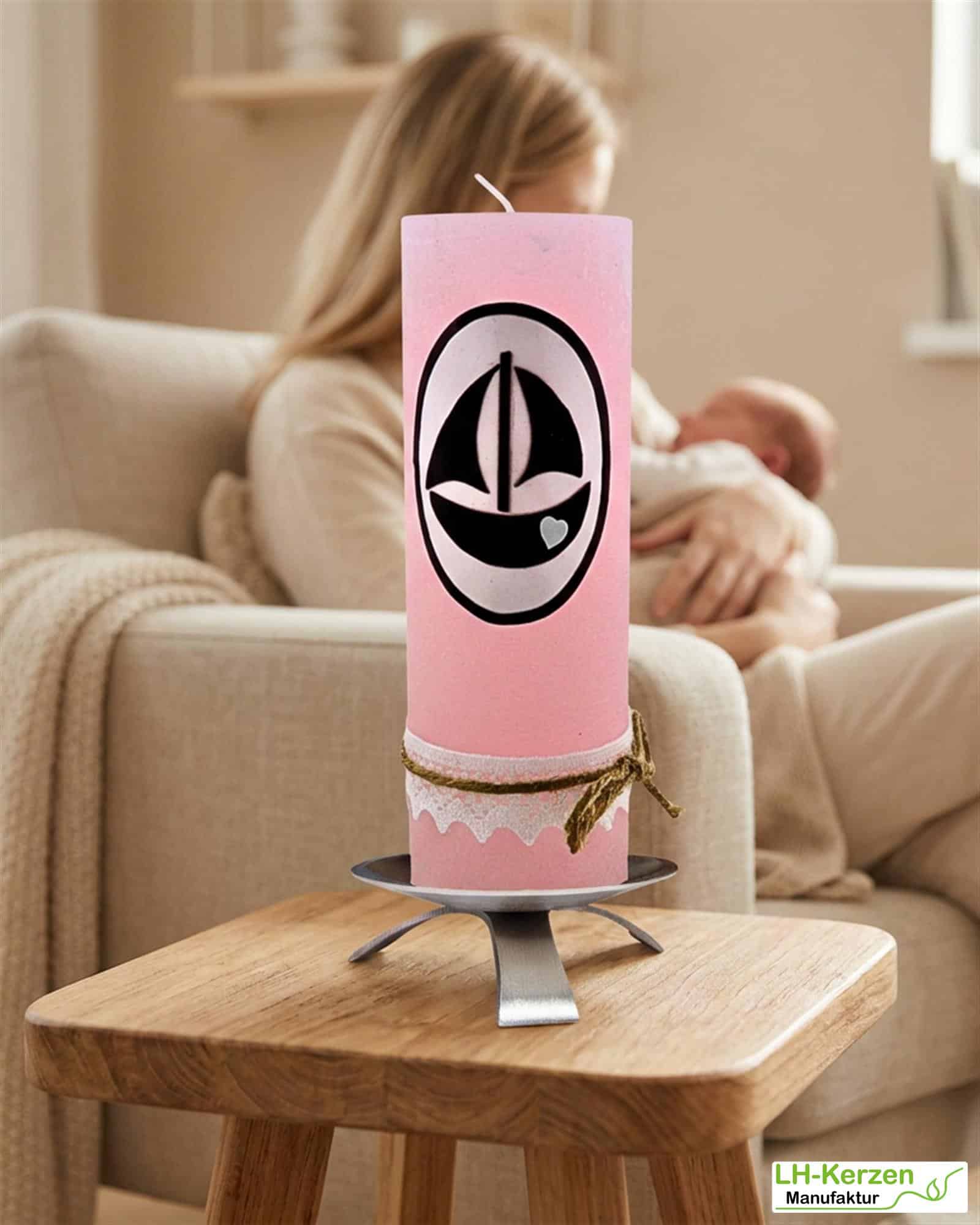 Rustik Geburtskerze personalisierbar mit Segelschiff und Klöppelspitze, Geschenk Geburt mit Namen