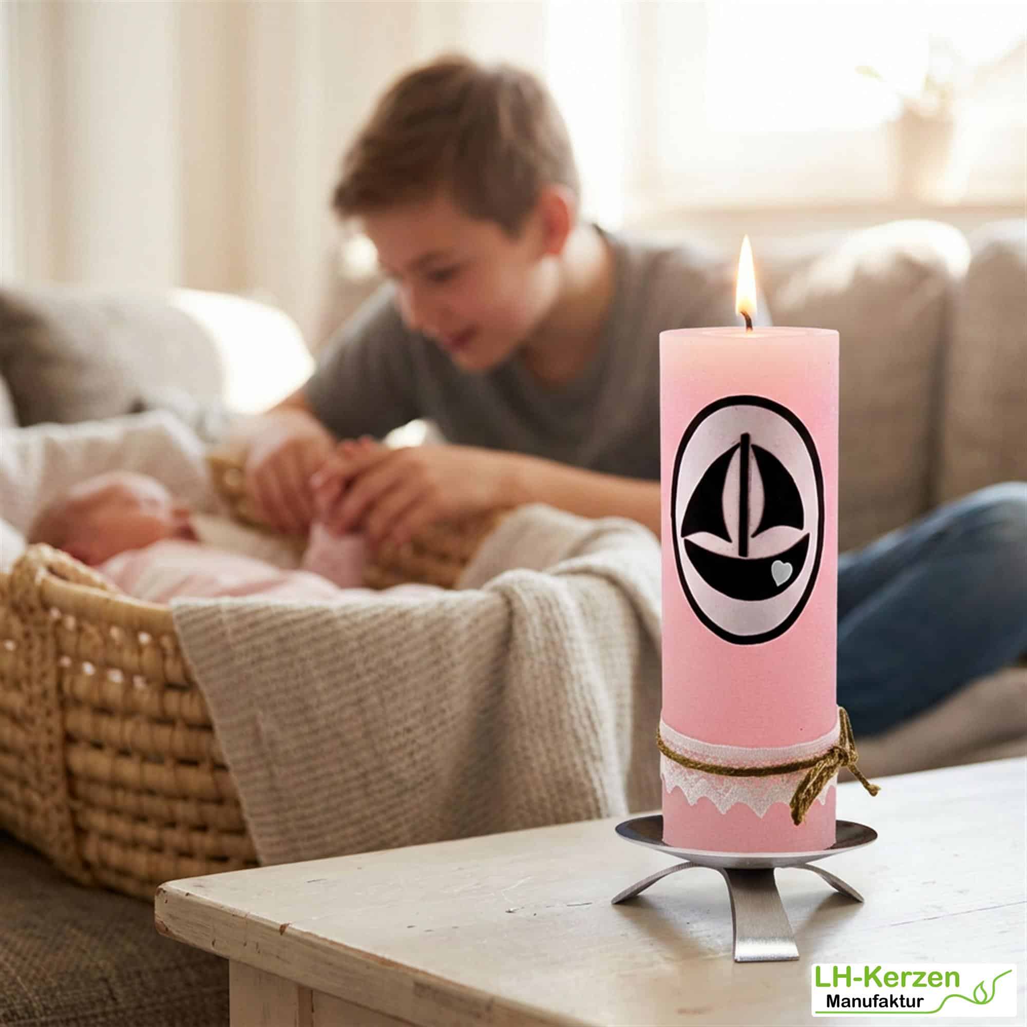 Rustik Geburtskerze personalisierbar mit Segelschiff und Klöppelspitze, Geschenk Geburt mit Namen