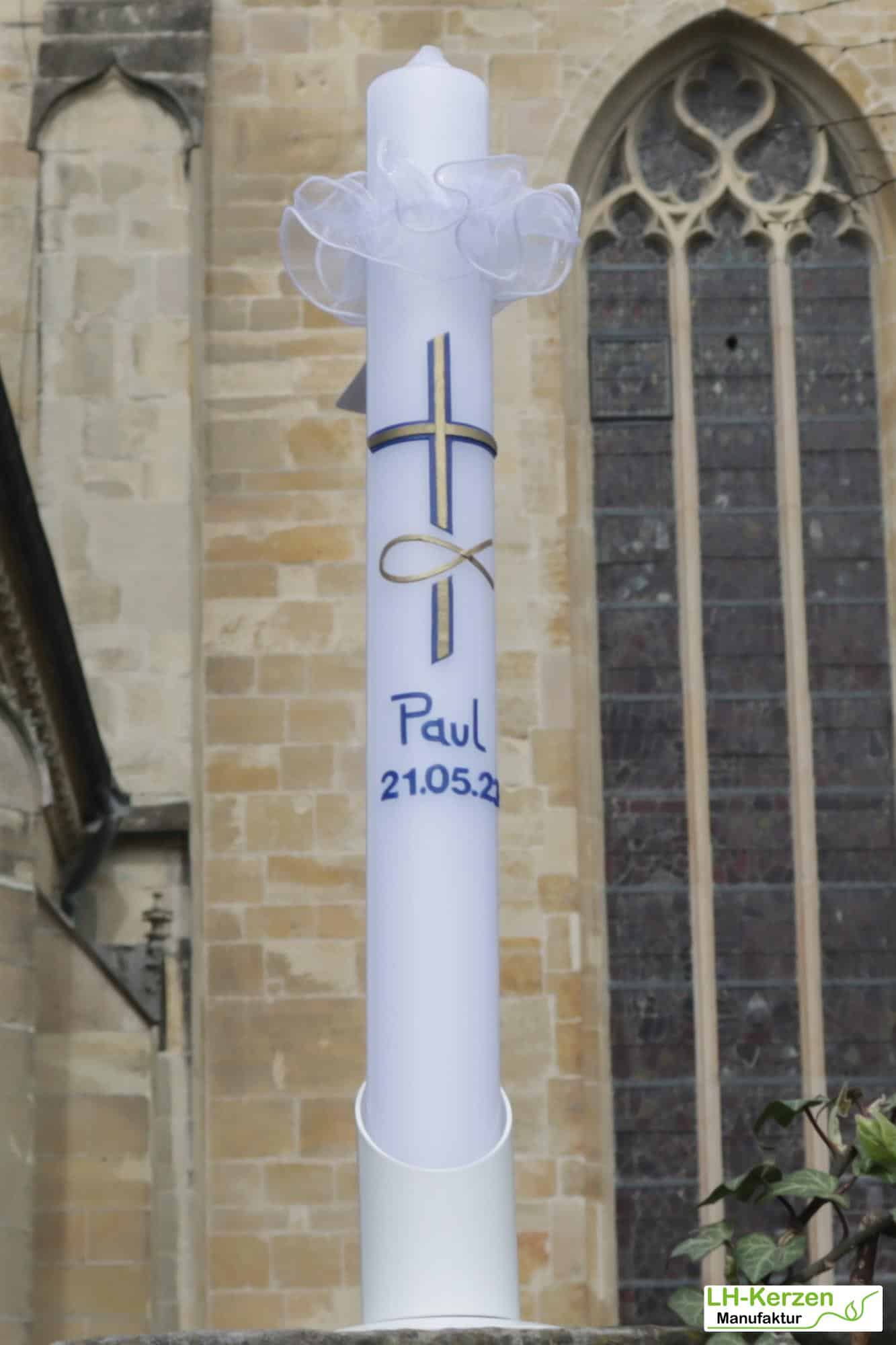 Taufkerze mit blau-goldenem Kreuz & Fischsymbol – für Jungen – personalisierbar