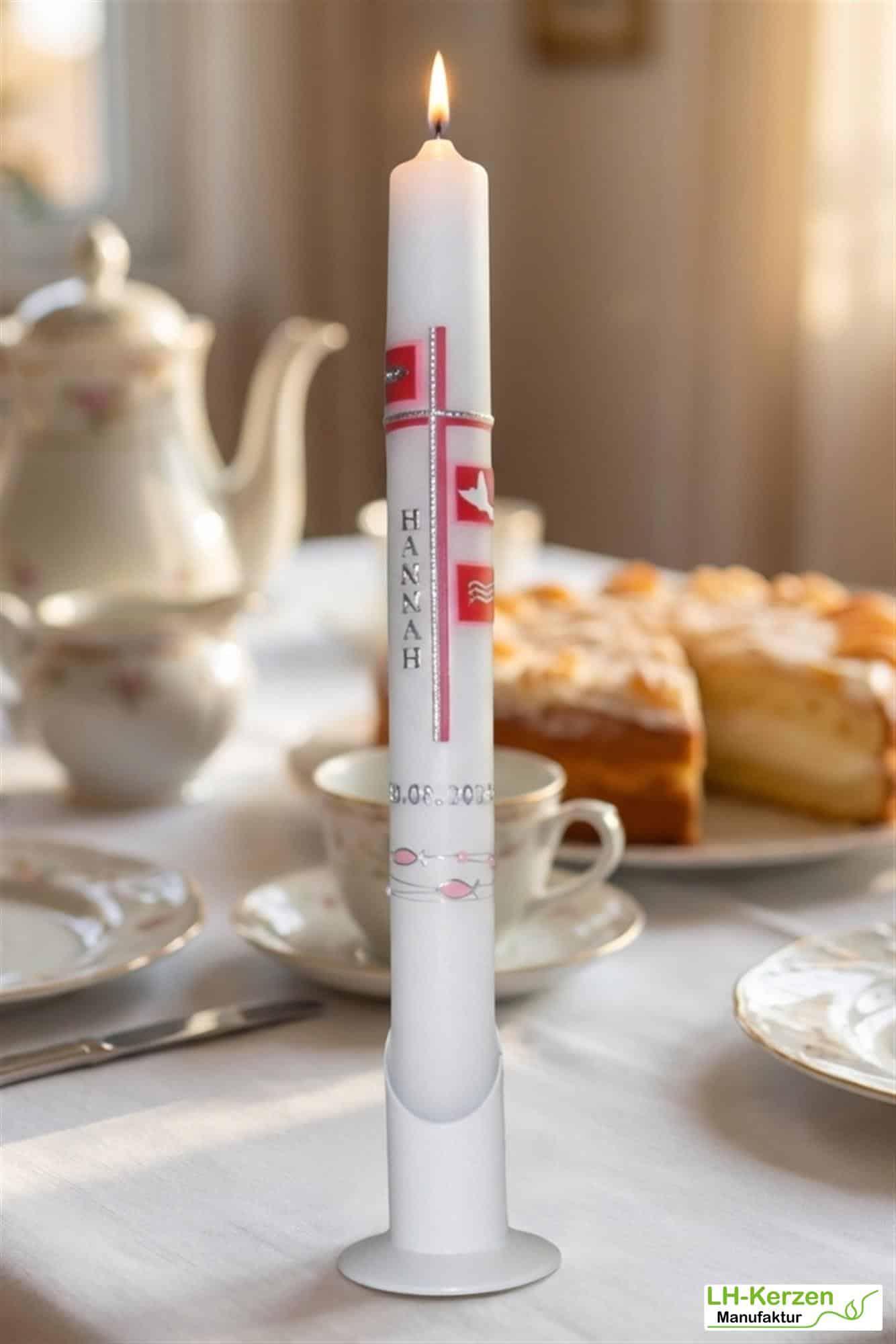 Schlanke Taufkerze mit Kreuz & Symbolkacheln Fisch, Taube und Wellen in Rot & Silber