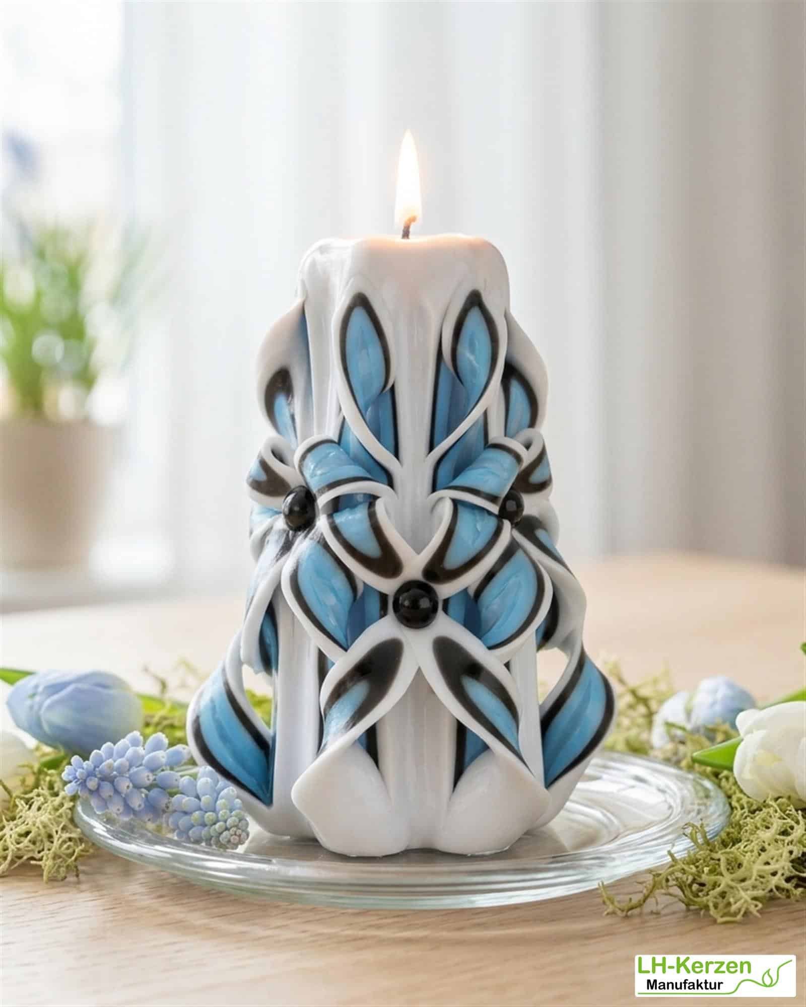 Freyja's Lumina – Magische geschnitzte Kerze, ideal für festliche Anlässe und besondere Momente