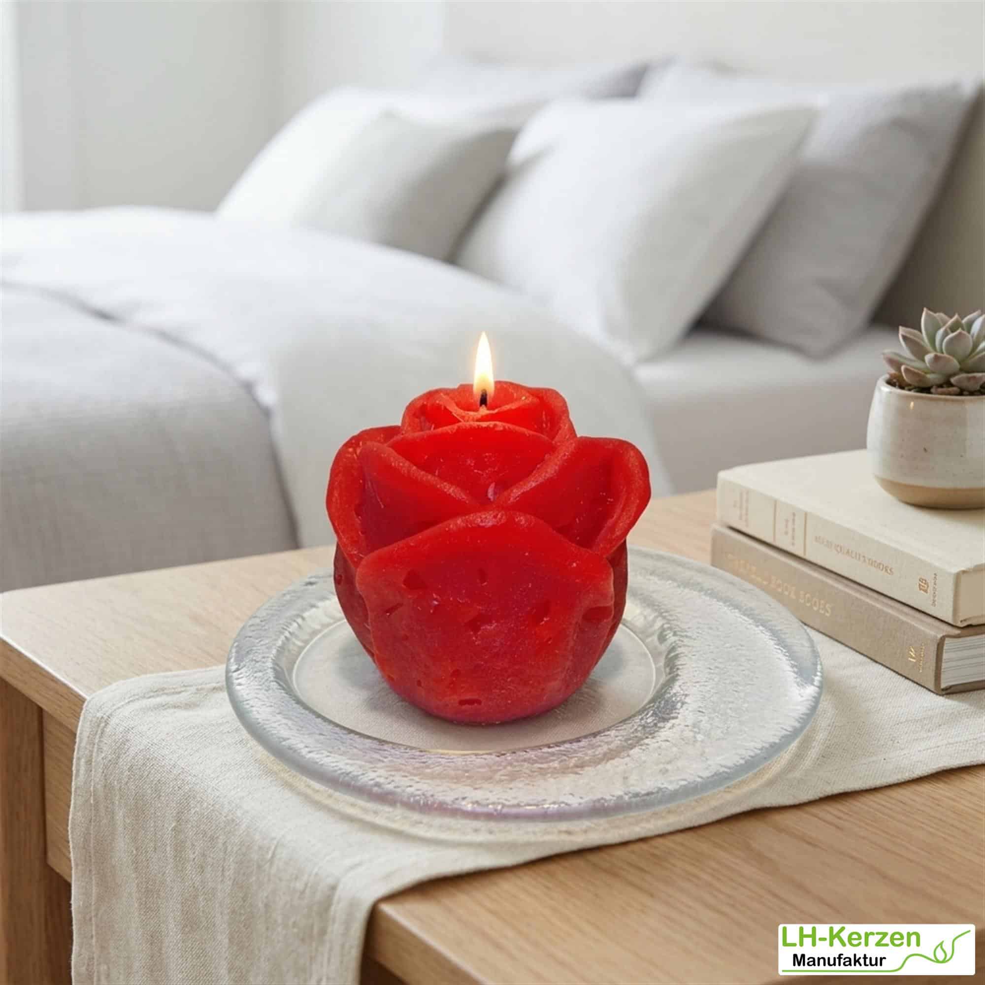 Rote Rosenkerze "Liebesfeuer", personalisierbare Kerze in Rosenknospenform