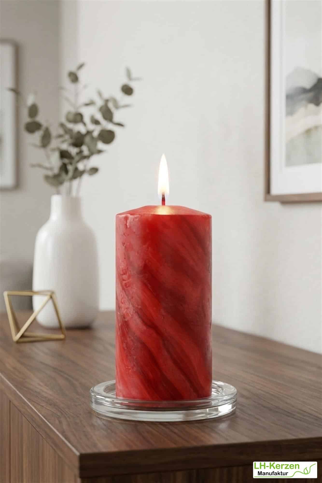 Rote Bienenwachskerze mit einzigartiger marmorierter Oberfläche, 25%, 100x50, lebhaft & individuell