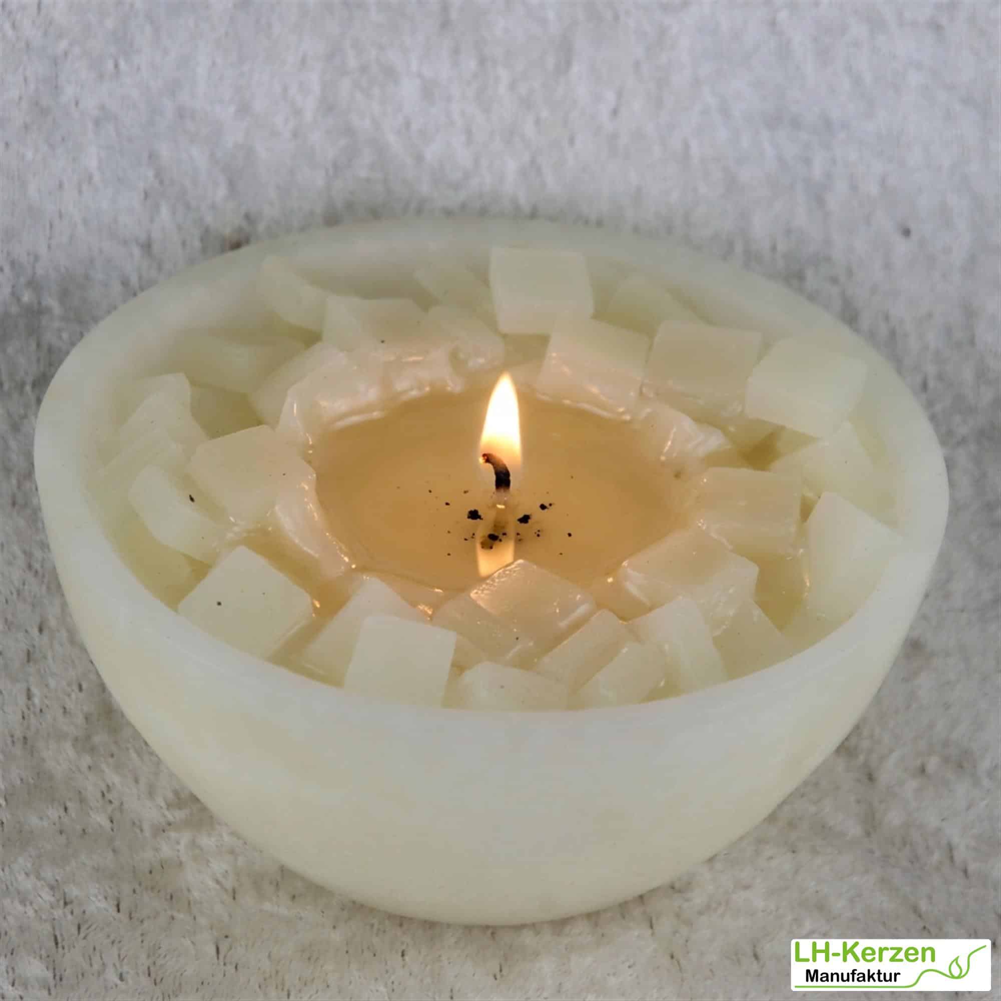 Interaktive cremefarbige Wachswürfel-Kerzenschale - Mitmachkerze 'Reiner Glanz'
