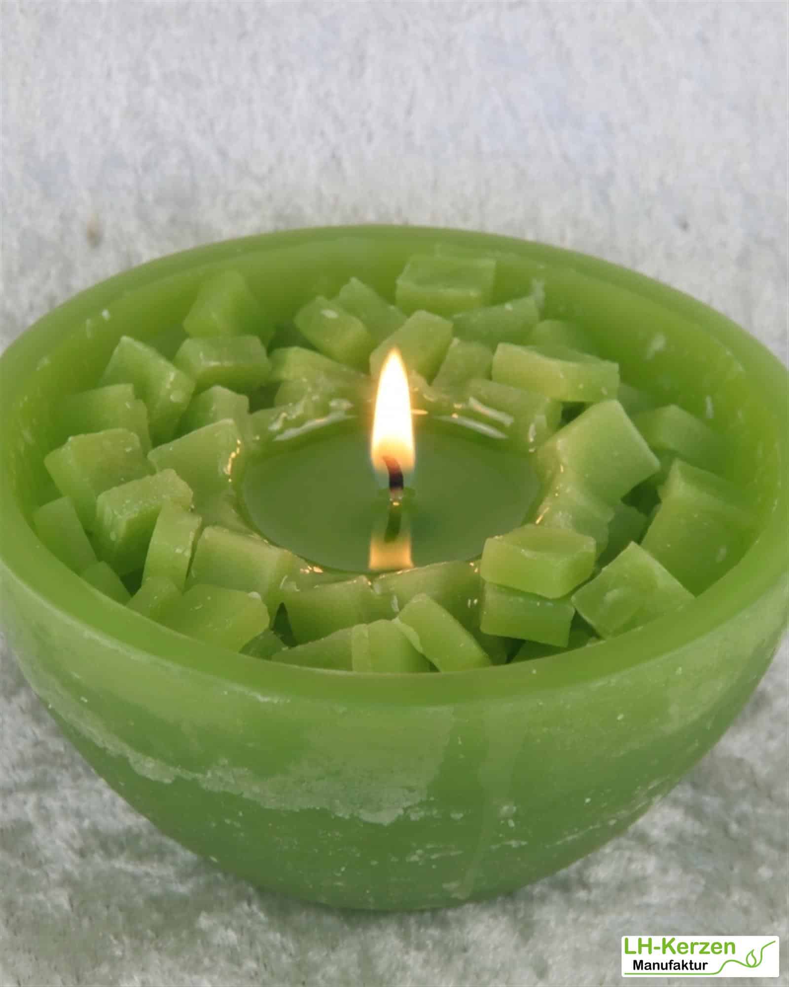 Interaktive grüne Wachswürfel-Kerzenschale - Mitmachkerze 'Grüner Genuss'