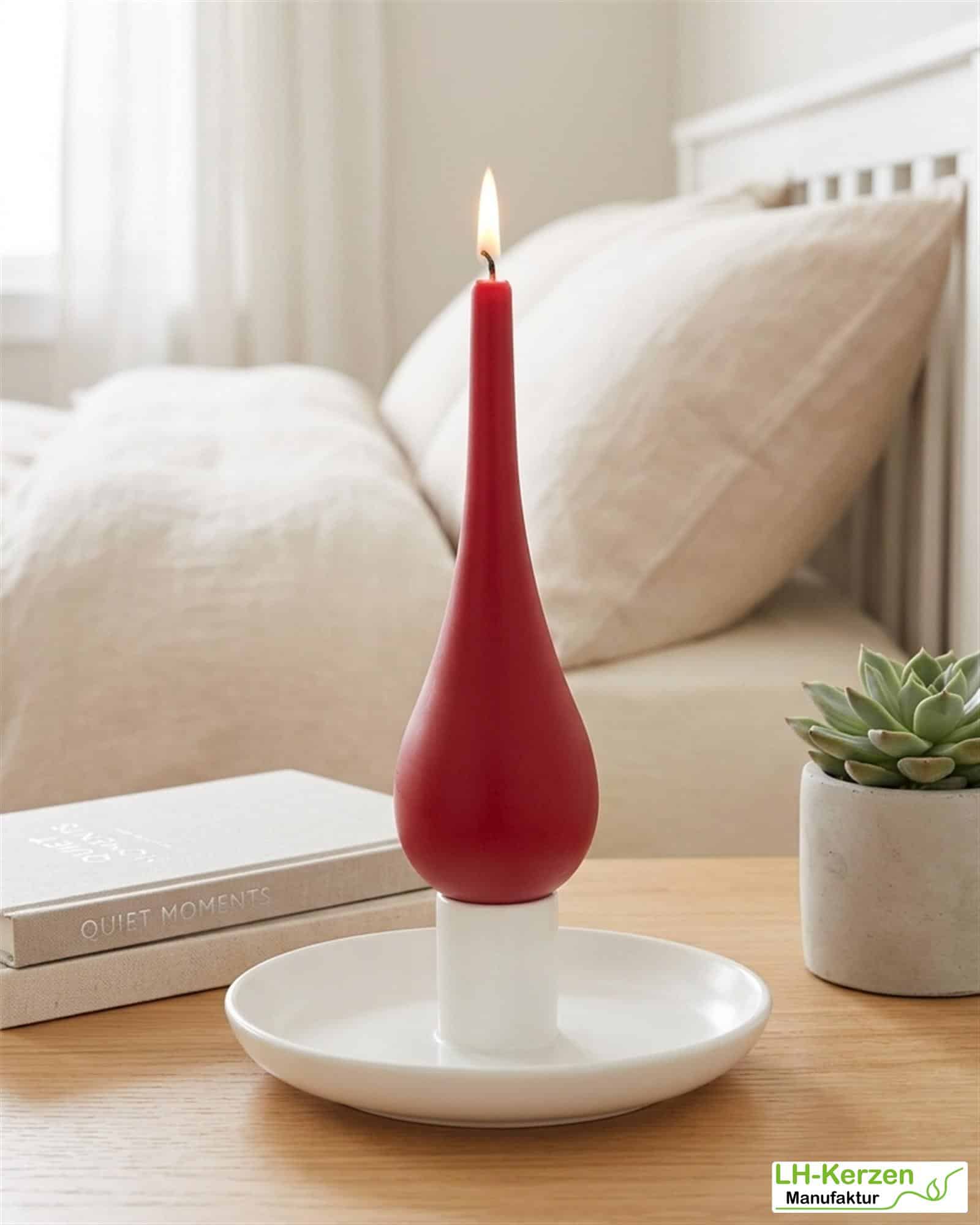 Rubinrote Tropfenkerze – stilvolle Kerzendeko für Advent, Weihnachten & Herbst