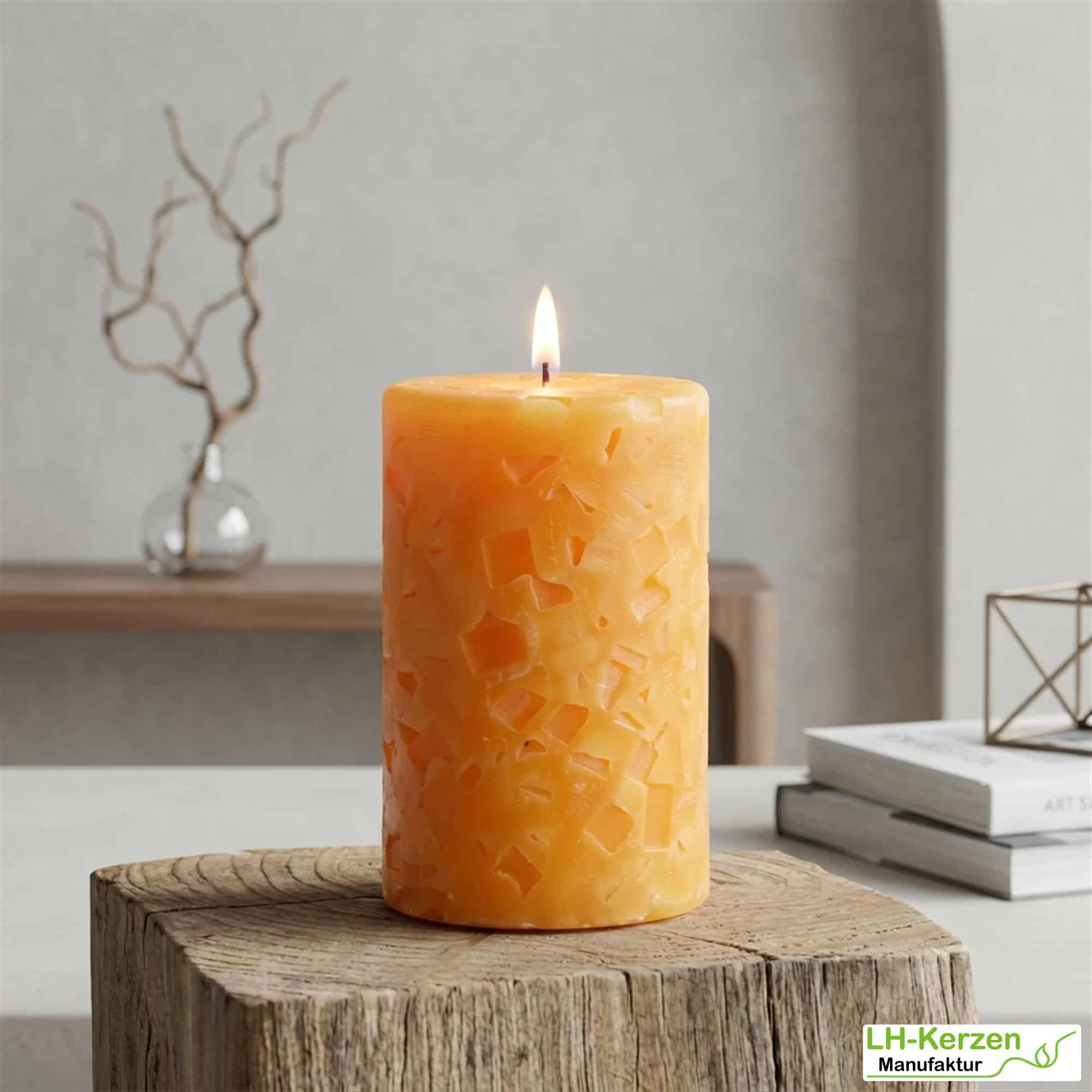 Gelbe Wachswürfelkerze "Sonnenstrahl", handgefertigte Wachscrackerkerze personalisierbar